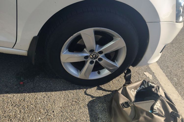 大众 桑塔纳 2015款 1.6L 手动舒适版车身外观10