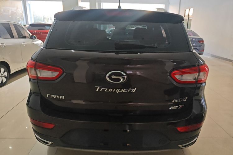 广汽传祺 传祺GS4 2017款 200T 手动两驱精英版车身外观6