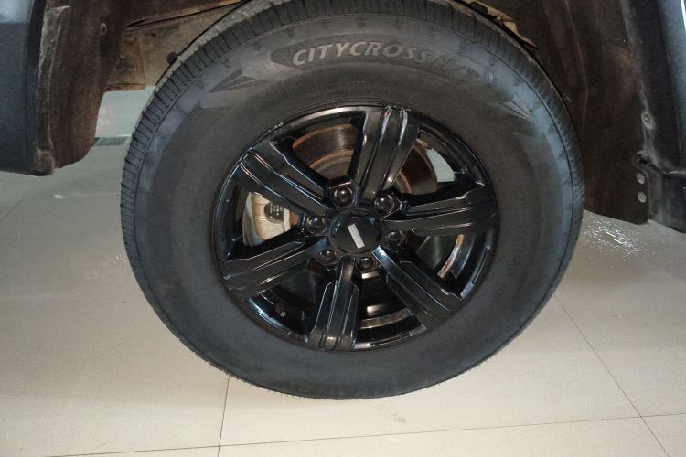 坦克300 2021款 越野版 2.0T 挑战者车身外观6002