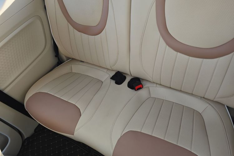 五菱汽车 宏光MINIEV 2024款 第三代 215km 进阶版中控内饰21