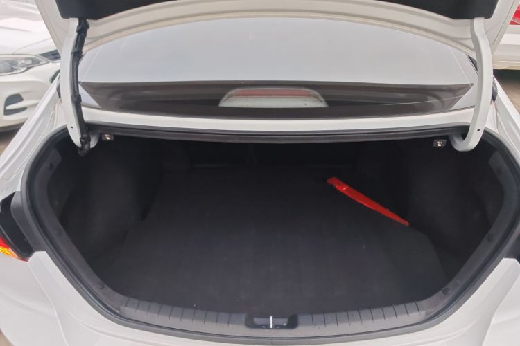 现代 领动 2019款 1.4T 双离合炫动·活力型局部细节23