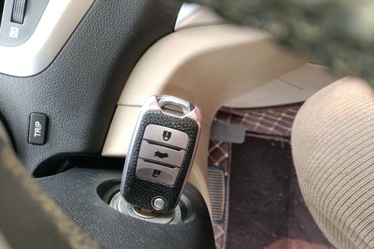 长安 逸动 2014款 1.6L 自动豪华型中控内饰7001