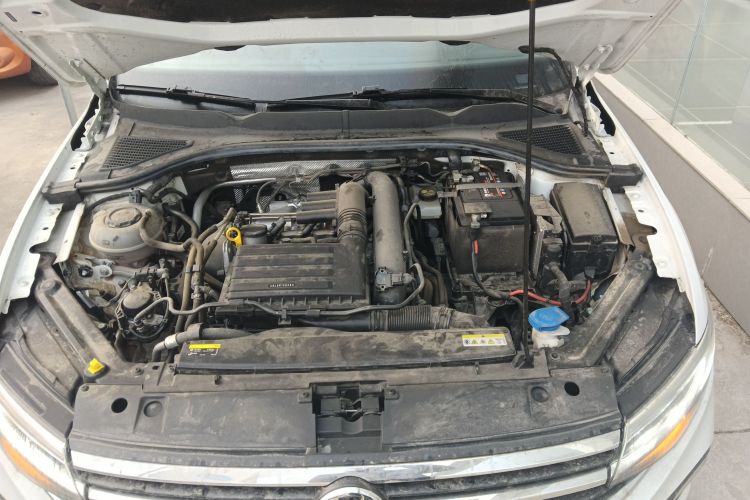 大众 宝来 2024款 200TSI DSG畅行版机舱底盘24