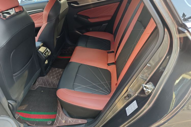 长安 逸动 2023款 畅享版 PLUS 蓝鲸NE 1.4T GDI DCT尊贵版中控内饰7004