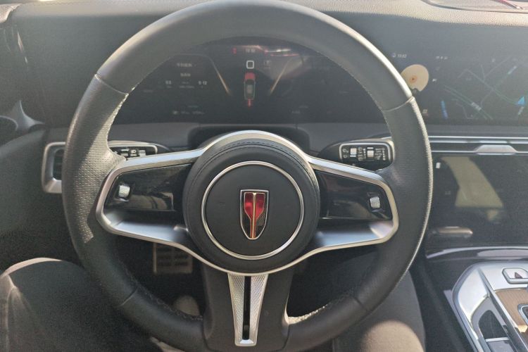 红旗E-HS9 2021款 460km 旗享版 六座中控内饰13