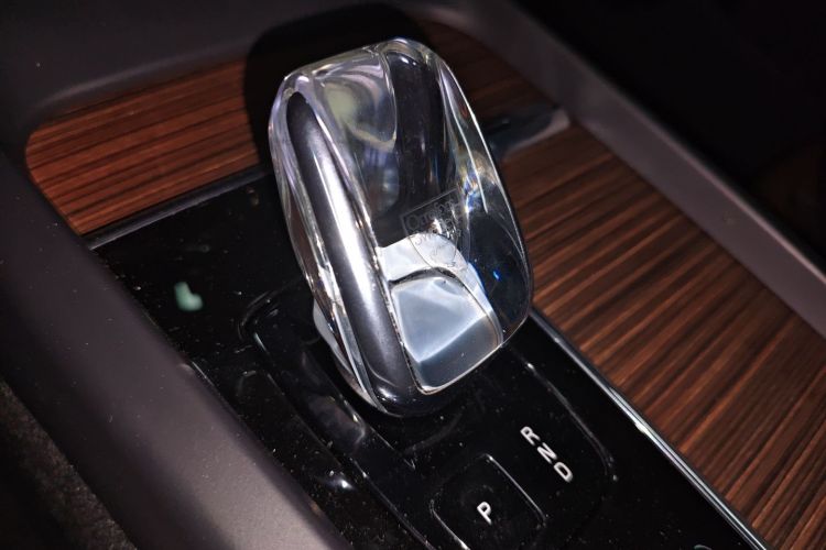 沃尔沃XC60新能源 2023款 T8 插电混动 长续航四驱智远豪华版局部细节18