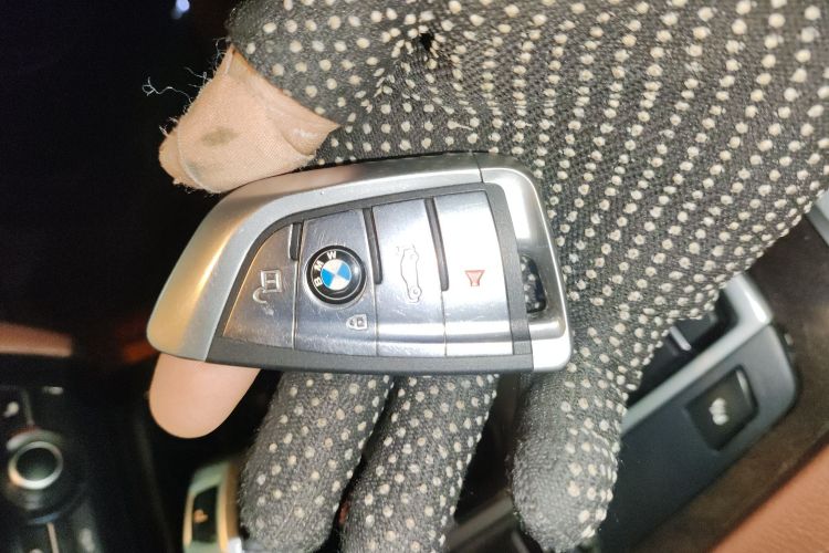 宝马5系 2014款 525Li 领先型中控内饰7001