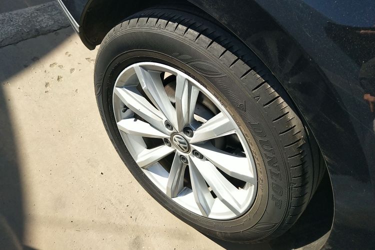 大众 迈腾 2019款 330TSI DSG 领先型 国VI车身外观6008