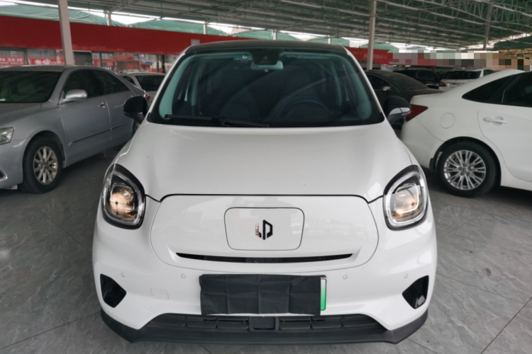 零跑汽车 零跑T03 2022款 星钻版车身外观2