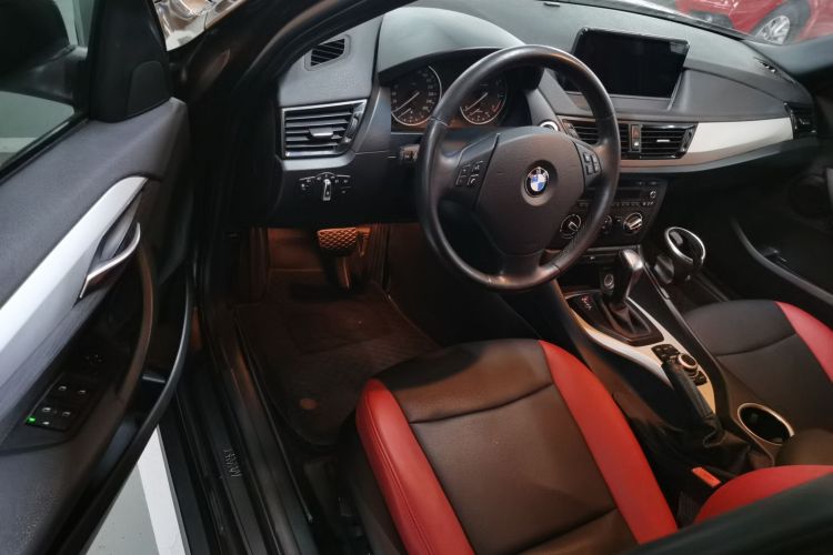 宝马X1 2013款 sDrive18i 时尚型中控内饰7003