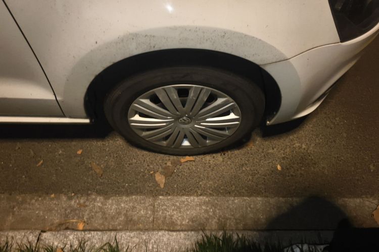 大众 Polo 2016款 1.6L 自动舒适型车身外观10