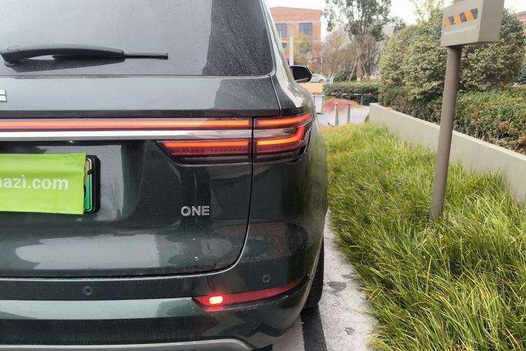 理想汽车 理想ONE 2021款 增程6座版车身外观6006