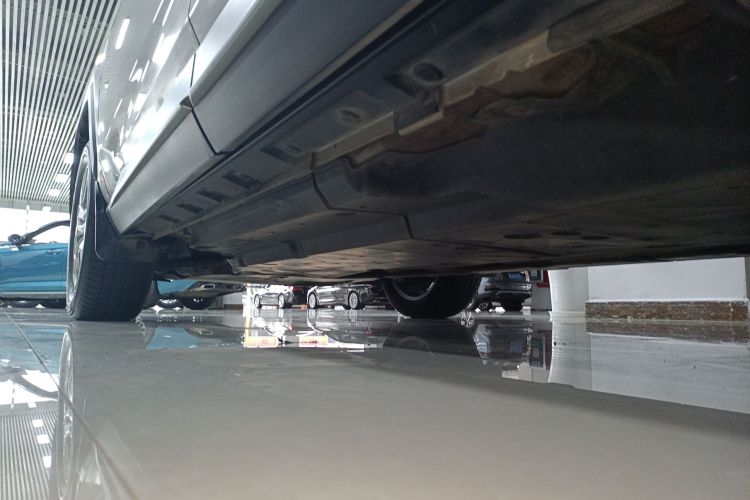 丰田 威兰达 2022款 2.0L CVT四驱豪华PLUS版局部细节9002