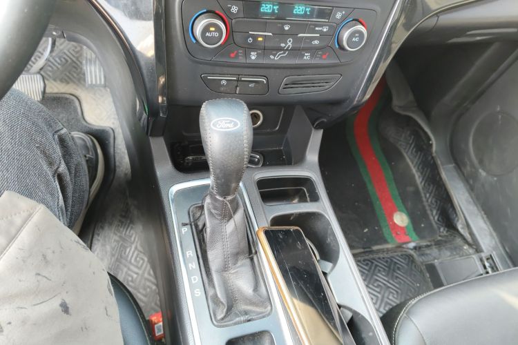 福特 翼虎 2017款 EcoBoost 180 两驱豪翼型局部细节18