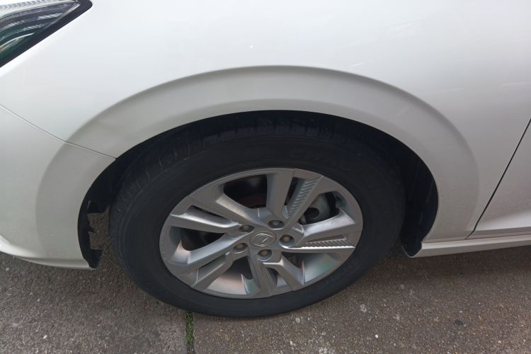 长安 逸动 2019款 1.6L GDI 手动超值版 国VI车身外观6007