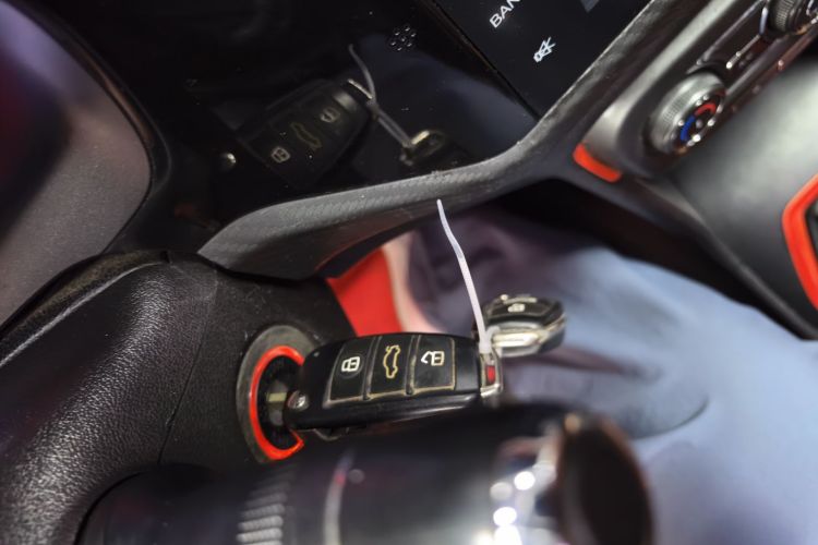 奇瑞 瑞虎3X 2017款 1.5L 手动时尚版中控内饰7001