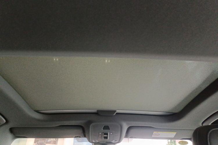 奥迪A3 2025款 A3L Limousine 35TFSI 飞驰尊享型中控内饰22