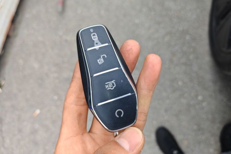 比亚迪 海鸥 2024款 荣耀版 305km 活力版中控内饰7001