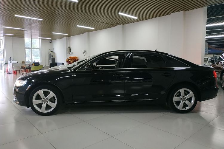 奥迪A6L 2014款 30 FSI 豪华型车身外观6003