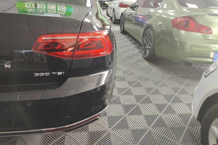 大众 迈腾 2020款 330TSI DSG 豪华型车身外观9