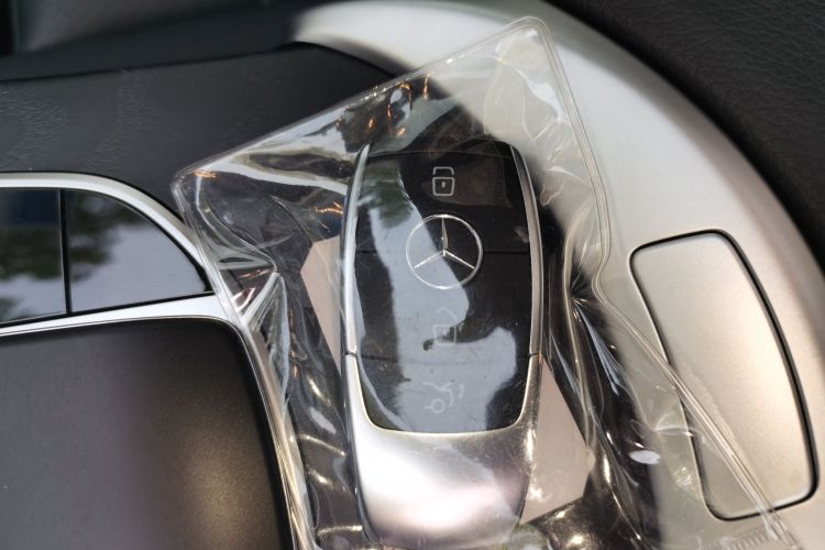 奔驰C级 2021款 C 260 L 运动版中控内饰7001