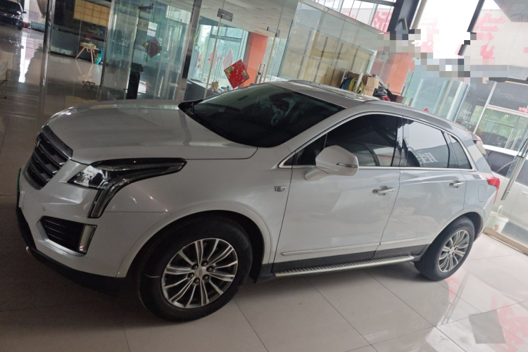 凯迪拉克XT5 2018款 25T 豪华型车身外观4