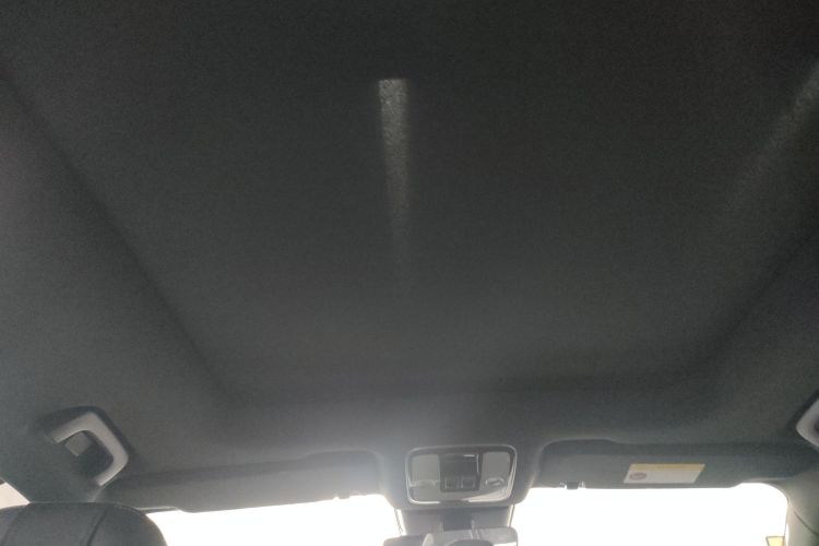 理想汽车 理想ONE 2021款 增程6座版中控内饰22