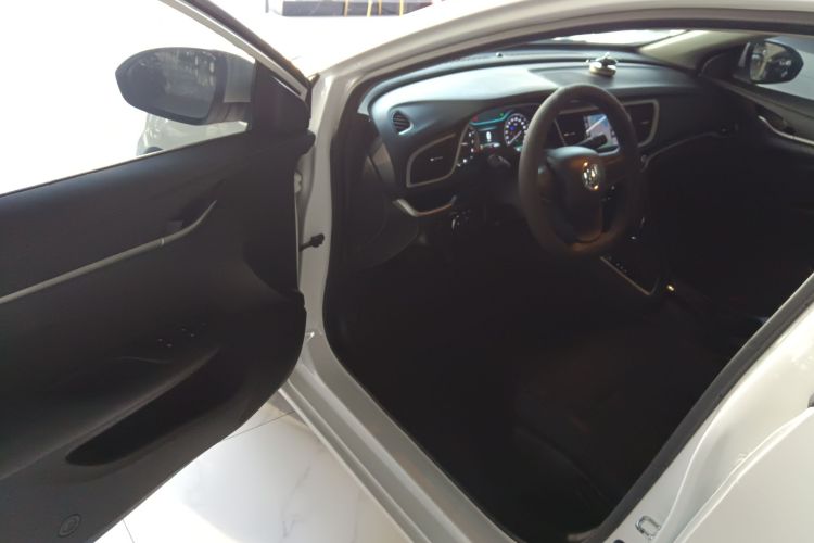 别克 英朗 2021款 1.3T 自动轻混动精英型中控内饰20