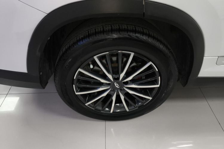 奇瑞 瑞虎8 PLUS 2021款 290TGDI DCT豪享版车身外观6008