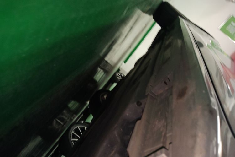 丰田 雷凌 2021款 185T CVT豪华版局部细节9001