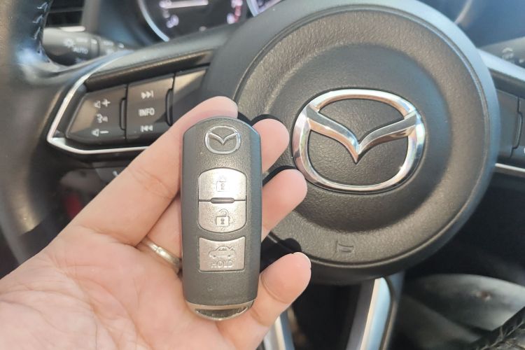 马自达 阿特兹 2018款 2.0L 蓝天豪华版 国V中控内饰7001