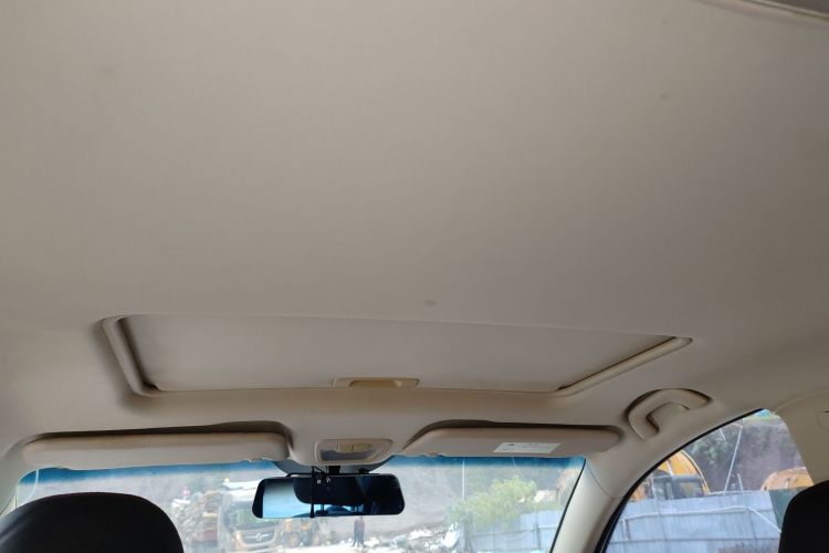 宝骏560 2016款 1.8L iAMT豪华型中控内饰22