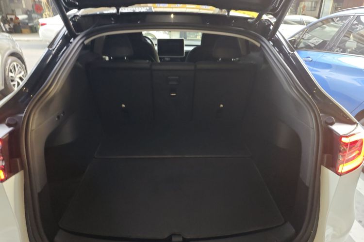 特斯拉 Model Y 2024款 后轮驱动版局部细节23