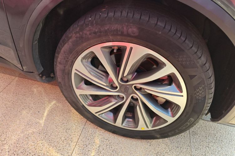 吉利汽车 嘉际 2019款 1.5TD MHEV DCT尊享型车身外观10