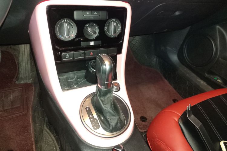 大众 甲壳虫 2018款 180TSI 宜乐型局部细节18