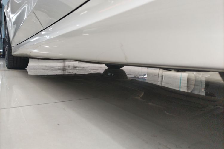 宝马3系 2024款 320Li M运动套装局部细节9002