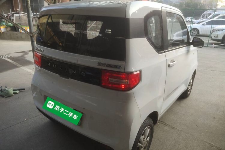 五菱汽车 宏光MINIEV 2021款 马卡龙时尚款 三元锂车身外观7