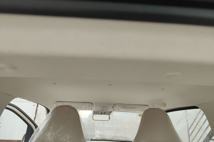 奔腾小马 2026款 222km 萌趣马 Plus中控内饰22