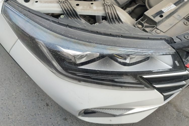 广汽传祺 传祺GS3 2021款 POWER 270T 自动劲享版车身外观8