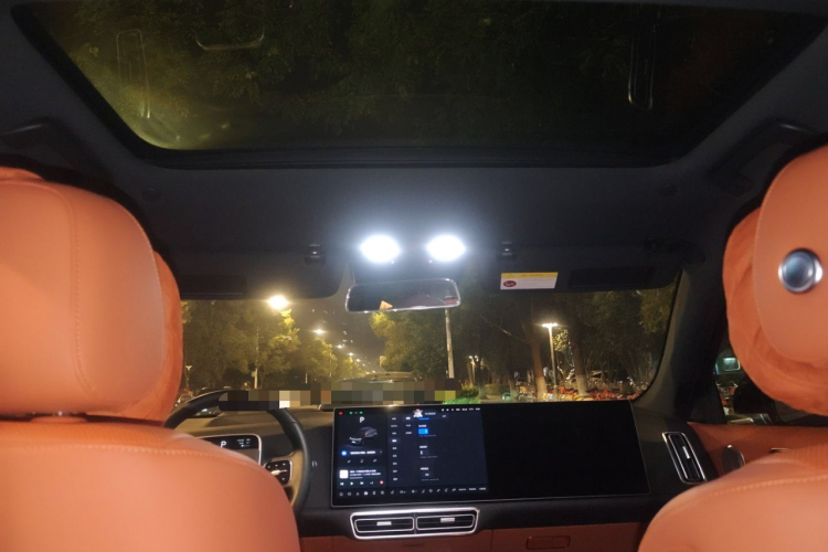 理想汽车 理想L7 2023款 Air中控内饰22