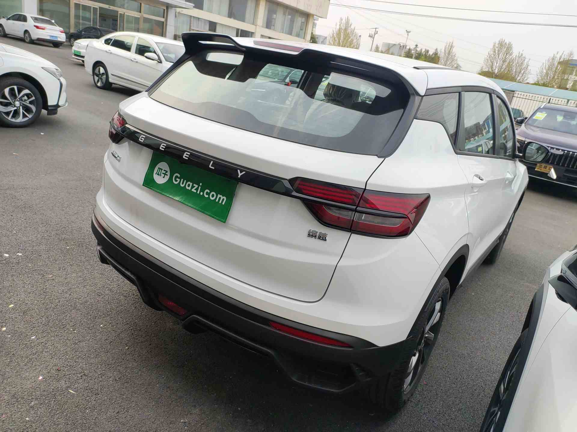 吉利汽车 缤越 2025款 1.5L CVT 超能(5)