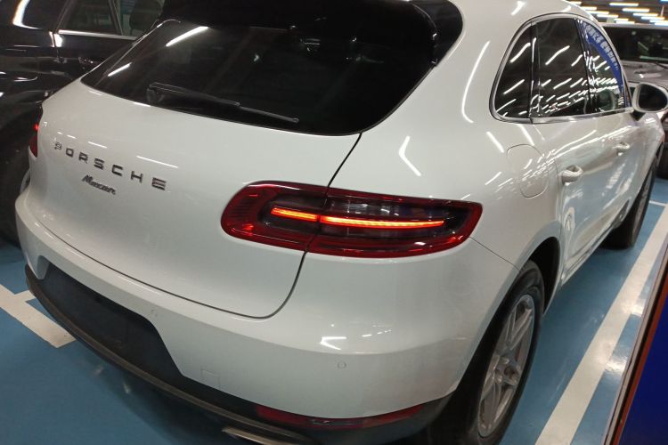 保时捷 2017款  Macan 2.0T车身外观6005