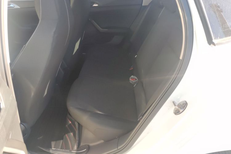 大众 Polo 2019款 Plus 1.5L 自动全景乐享版中控内饰21