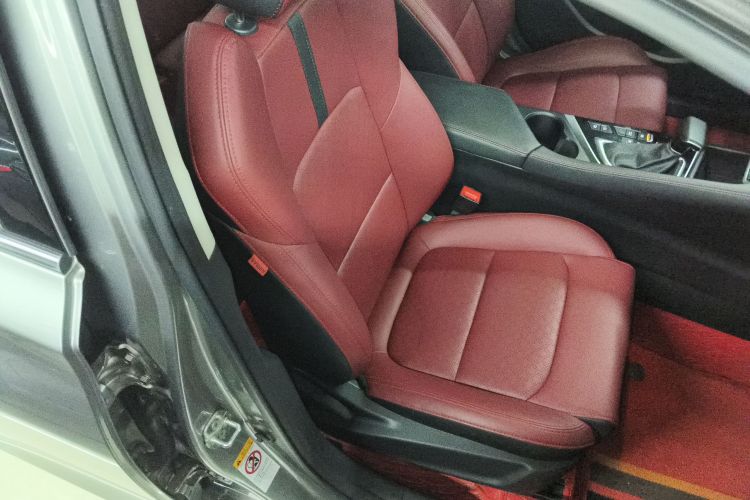 长安 逸动 2020款 PLUS 蓝鲸NE 1.4T GDI DCT旗舰型局部细节41