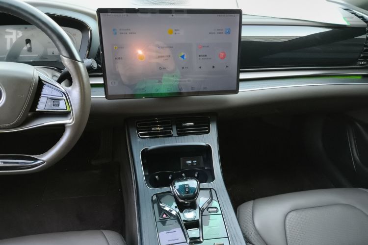 比亚迪 汉 2022款 EV 创世版 715KM前驱旗舰型局部细节16