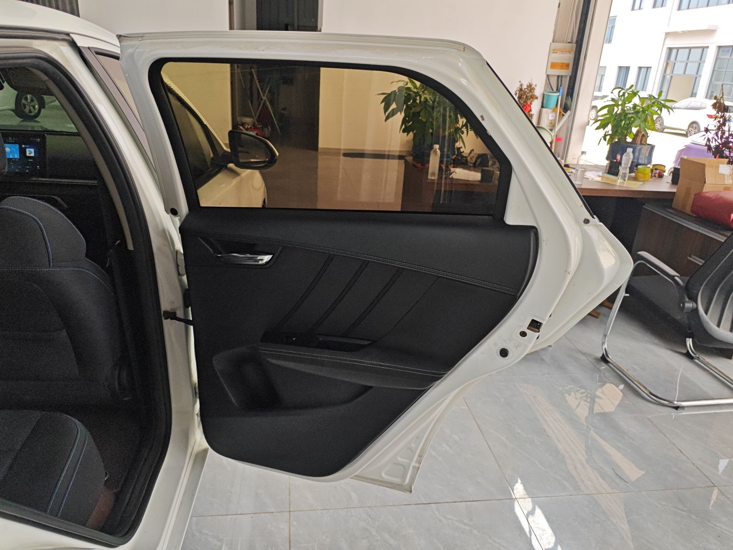 比亚迪e2 2020款 升级版 标准续航版 标准型