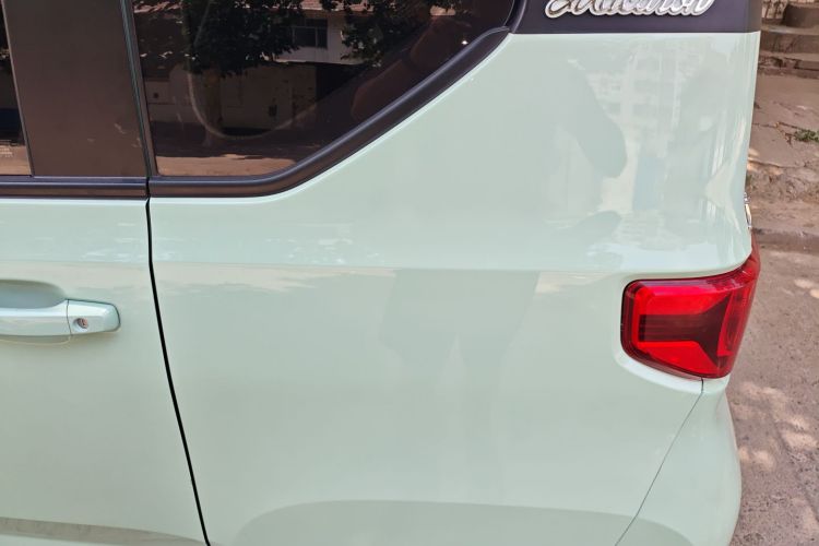 五菱汽车 宏光MINIEV 2022款 马卡龙臻享款 磷酸铁锂中控内饰7008