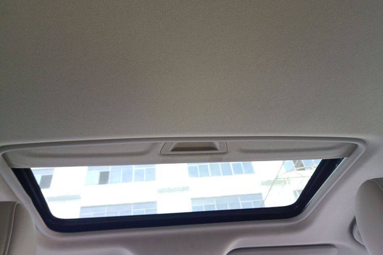 别克 英朗 2016款 15N 自动精英型局部细节22