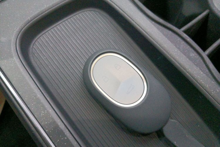 蔚来ET5T 2024款 75kWh Touring中控内饰11