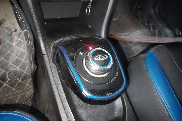 奇瑞新能源 瑞虎3xe 2018款 400 畅享版中控内饰18